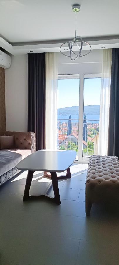 Eden Apartments Tivat Exteriör bild