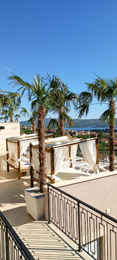 Eden Apartments Tivat Exteriör bild