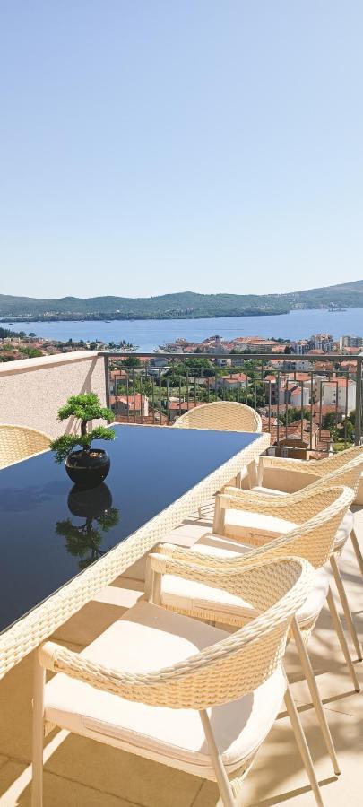 Eden Apartments Tivat Exteriör bild