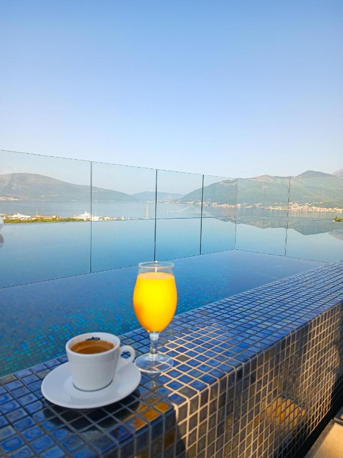 Eden Apartments Tivat Exteriör bild