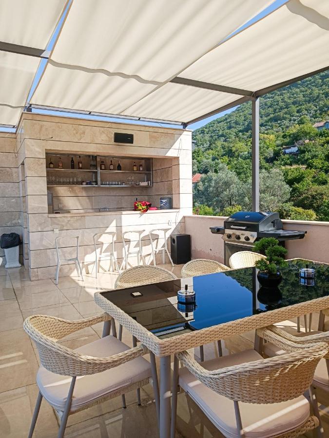 Eden Apartments Tivat Exteriör bild