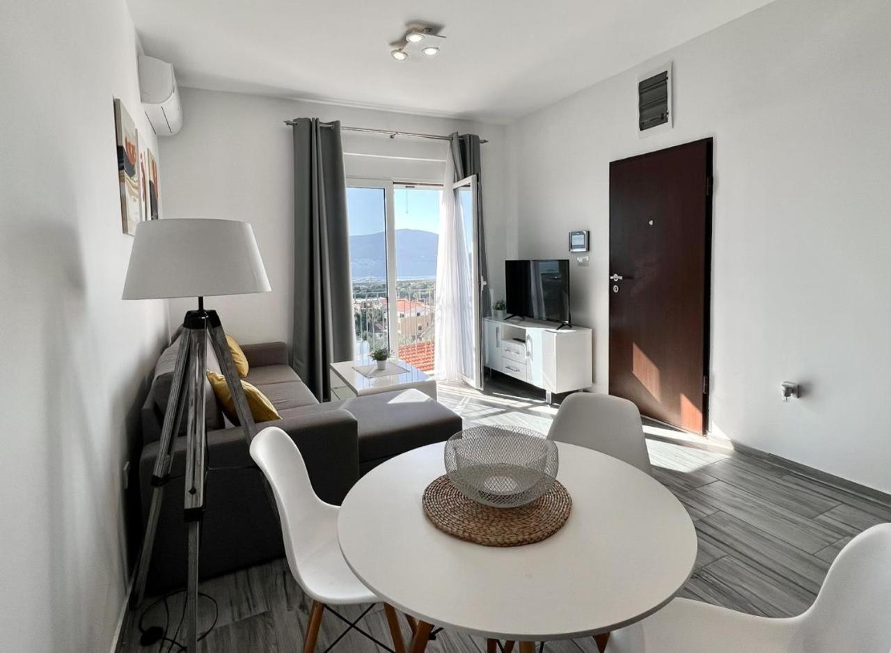 Eden Apartments Tivat Rum bild