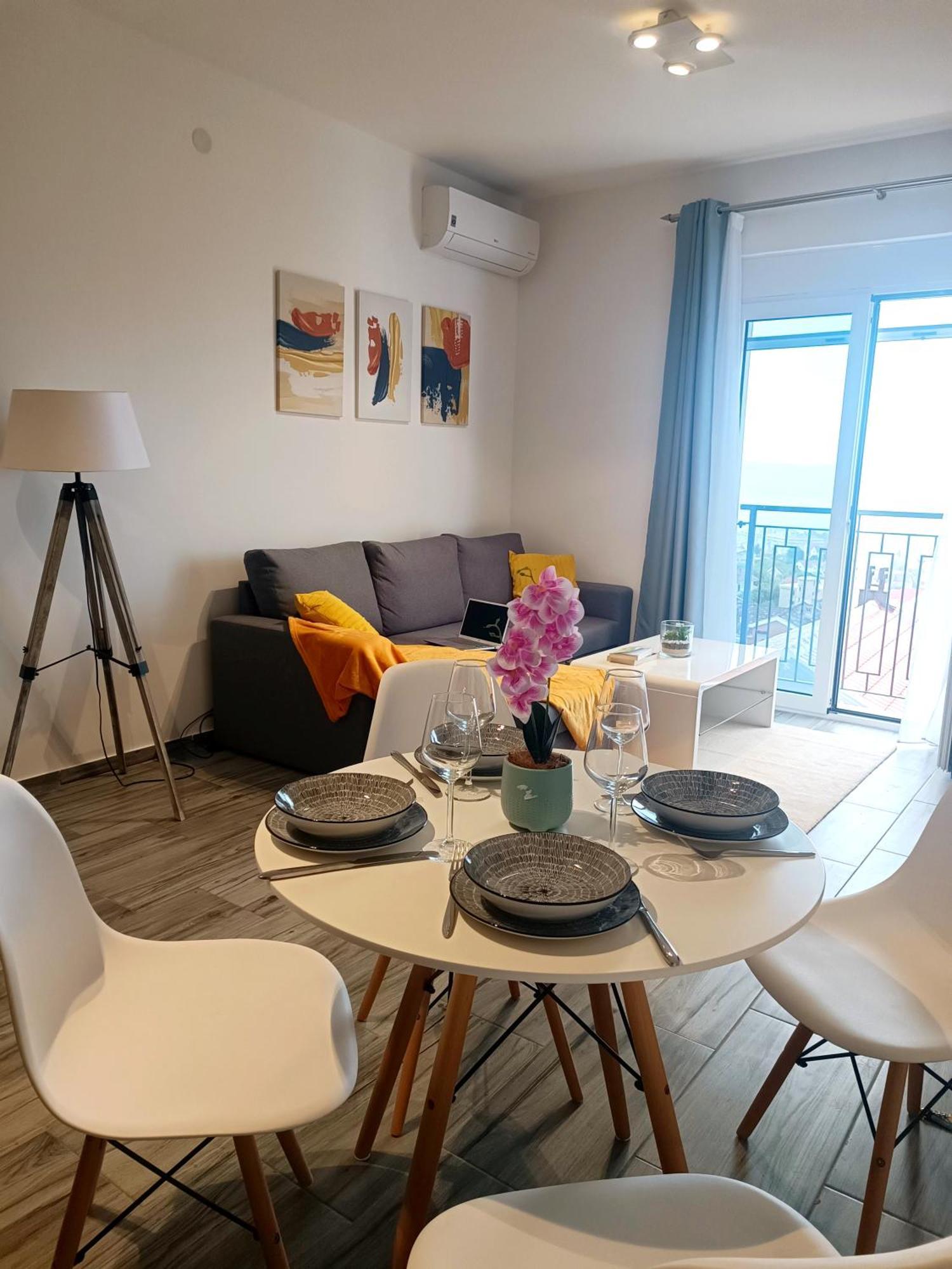 Eden Apartments Tivat Exteriör bild